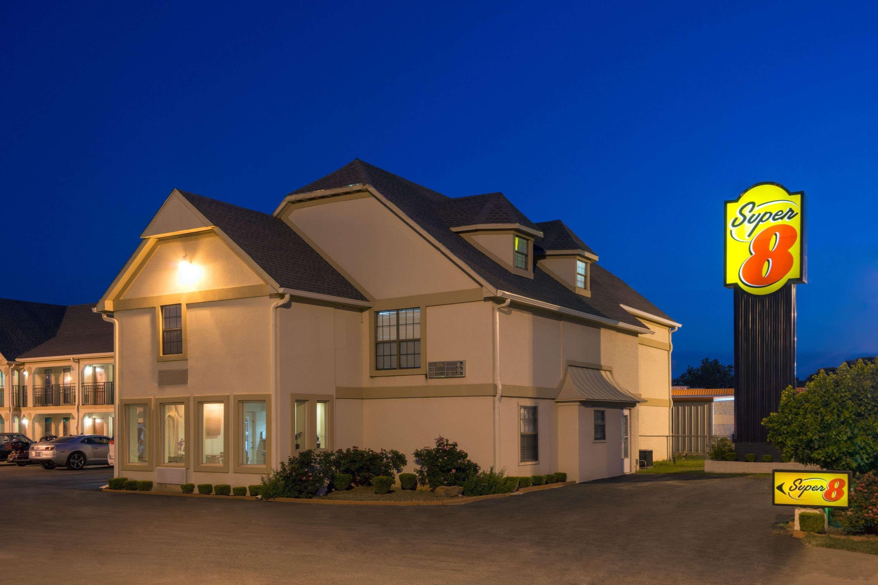 Super 8 By Wyndham Enid Hotel Ngoại thất bức ảnh